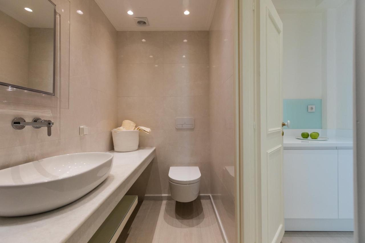 Etoile Luxury Suites อาร์กอสโตลี ภายนอก รูปภาพ
